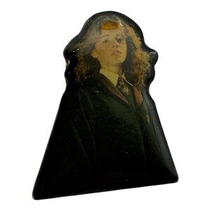 Harry Potter Hermione Granger Pin Badge 1.25” WB‎ 2001 Metal Lapel Button